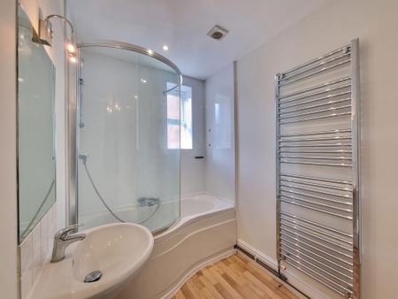 1 bedroom Property to let in Victoria Park Road, Leicester