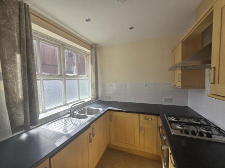1 bedroom Property to let in Victoria Park Road, Leicester