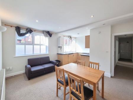 1 bedroom Property to let in Victoria Park Road, Leicester