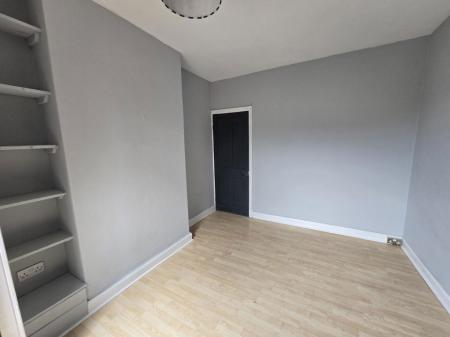 2 bedroom Property to let in Knighton Fields Road East, Leicester