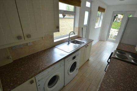 2 bedroom Property to let in Francis Street, Leicester