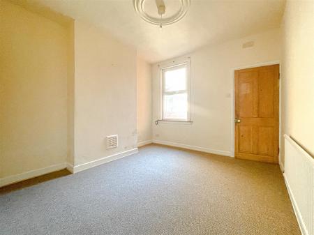 3 bedroom Terraced House for sale in St. Leonards Road, Leicester