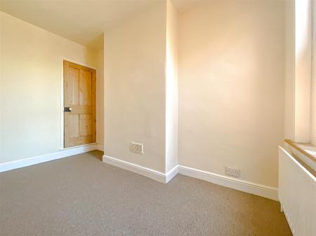 3 bedroom Terraced House for sale in St. Leonards Road, Leicester