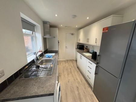1 bedroom Property to let in The Green, Derby