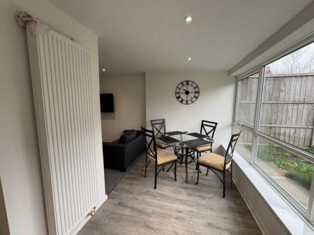 1 bedroom Property to let in The Green, Derby
