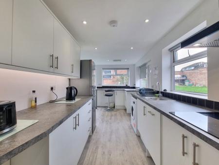 1 bedroom Property to let in The Green, Derby