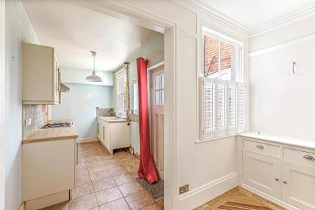 2 bedroom Terraced House for sale in Knighton Church Road, Leicester