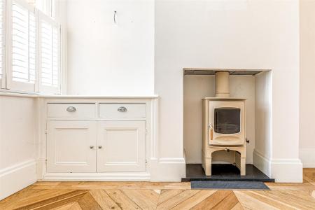 2 bedroom Terraced House for sale in Knighton Church Road, Leicester