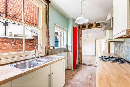 2 bedroom Terraced House for sale in Knighton Church Road, Leicester