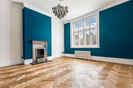 2 bedroom Terraced House for sale in Knighton Church Road, Leicester
