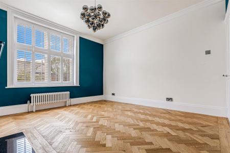 2 bedroom Terraced House for sale in Knighton Church Road, Leicester