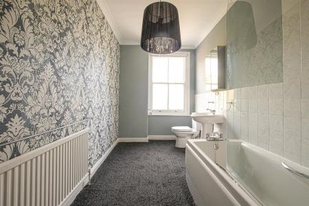 2 bedroom Terraced House for sale in Knighton Church Road, Leicester