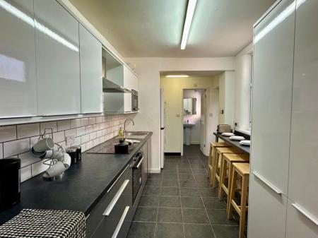 4 bedroom Property to let in Gaul Street, Leicester