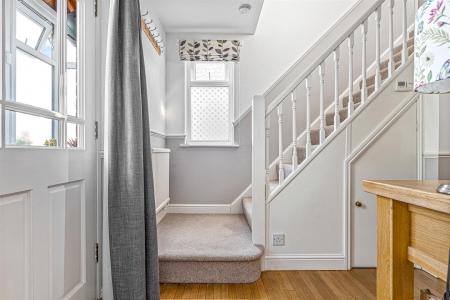 3 bedroom Detached house for sale in Shanklin Drive, Leicester