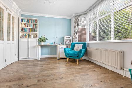3 bedroom Detached house for sale in Shanklin Drive, Leicester