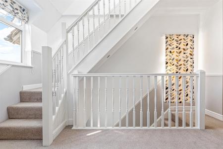 3 bedroom Detached house for sale in Shanklin Drive, Leicester