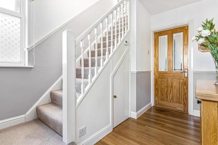 3 bedroom Detached house for sale in Shanklin Drive, Leicester