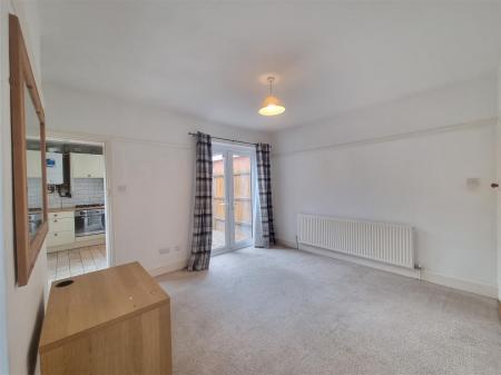 2 bedroom Semi-detached house for sale in Hobson Road, Leicester