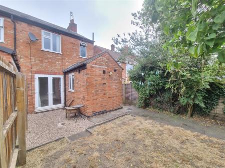 2 bedroom Semi-detached house for sale in Hobson Road, Leicester