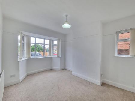 2 bedroom Semi-detached house for sale in Hobson Road, Leicester
