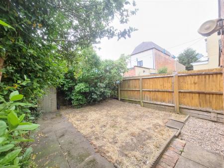 2 bedroom Semi-detached house for sale in Hobson Road, Leicester