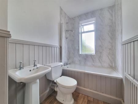 2 bedroom Semi-detached house for sale in Hobson Road, Leicester
