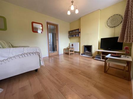 3 bedroom Semi-detached house for sale in Bull Head Street, Wigston