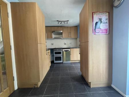 3 bedroom Semi-detached house for sale in Bull Head Street, Wigston
