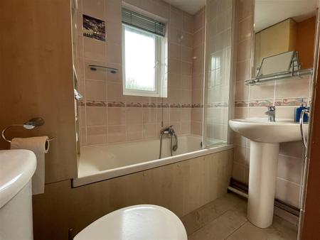 2 bedroom Town house for sale in Bull Head Street, Wigston
