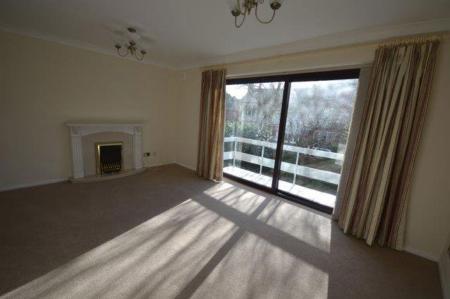 3 bedroom Property to let in Dukes Drive, Leicester