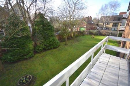 3 bedroom Property to let in Dukes Drive, Leicester
