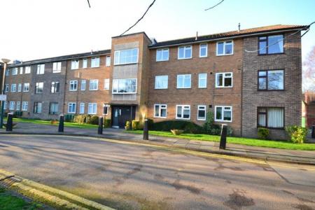 3 bedroom Property to let in Dukes Drive, Leicester