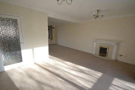 3 bedroom Property to let in Dukes Drive, Leicester