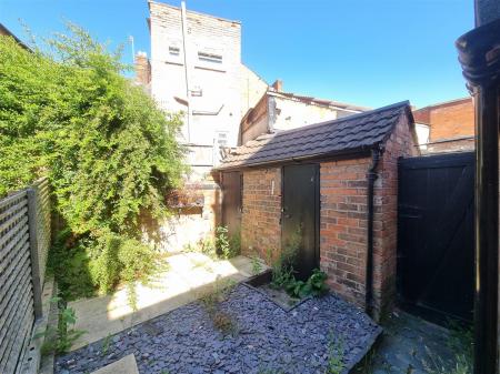 2 bedroom Terraced House for sale in Edward Road, Clarendon Park, Leicester