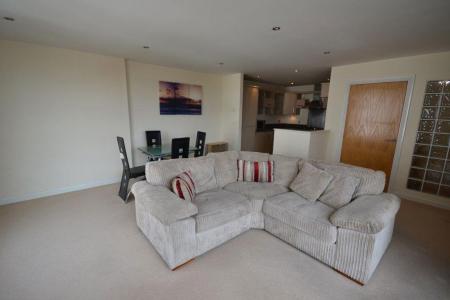 2 bedroom Property to let in Watkin Road, Leicester