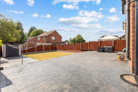 3 bedroom Detached house for sale in Ravensthorpe Road, Wigston