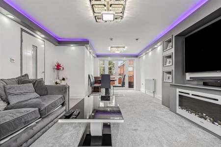 3 bedroom Detached house for sale in Ravensthorpe Road, Wigston