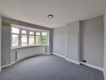 3 bedroom Semi-detached house for sale in Northfold Road, Leicester