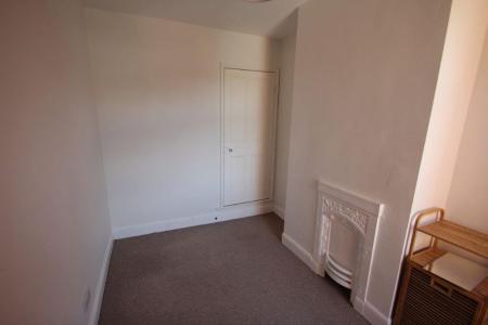 2 bedroom Property to let in Clarendon Park Road, Leicester
