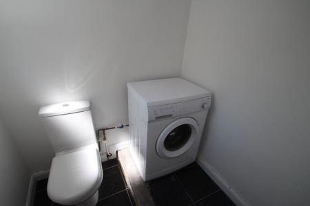 2 bedroom Property to let in Clarendon Park Road, Leicester