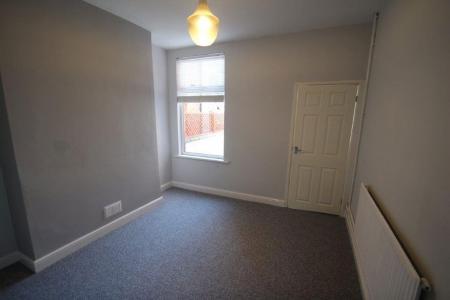 2 bedroom Property to let in Clarendon Park Road, Leicester