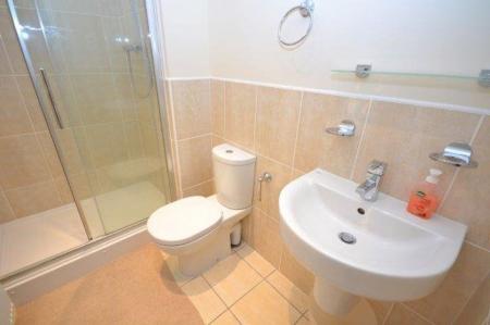 3 bedroom Property to let in Barradale Court, Stoneygate, Leicester