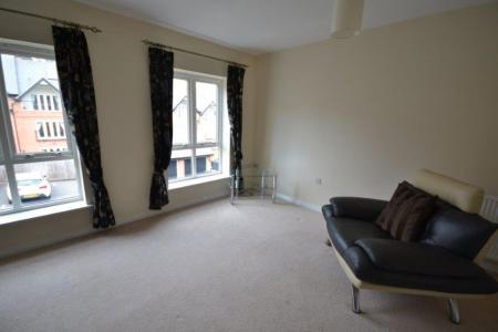 3 bedroom Property to let in Barradale Court, Stoneygate, Leicester