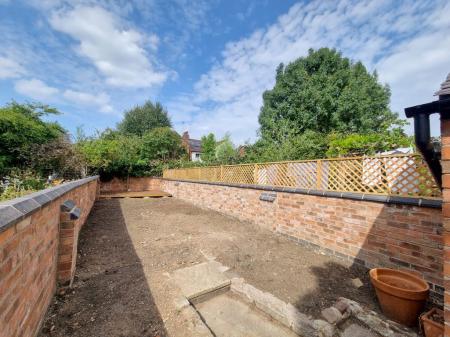 2 bedroom Property to let in Knighton Church Road, Leicester