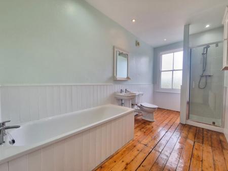 2 bedroom Property to let in Knighton Church Road, Leicester