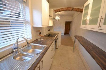 3 bedroom Property to let in Hartopp Road, Leicester