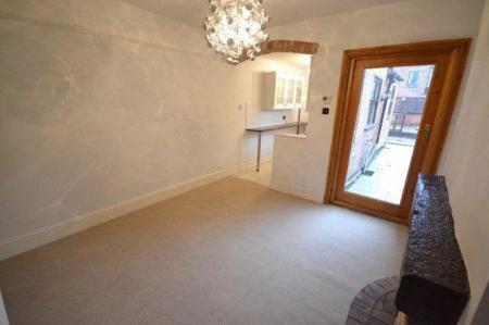 3 bedroom Property to let in Hartopp Road, Leicester