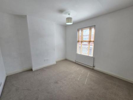 3 bedroom Property to let in Hartopp Road, Leicester