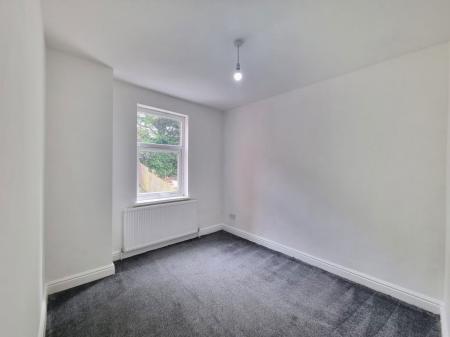 3 bedroom Property to let in Dulverton Road, Leicester