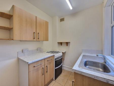 2 bedroom Property to let in Bulwer Road, Leicester